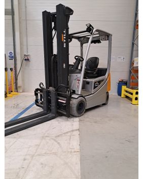 Čelný vysokozdvižný vozík RX 20-20P 